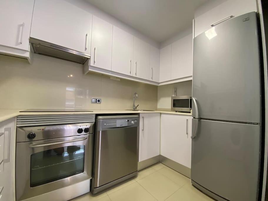 Executive Style Near Downtwon Apartment Валенсия Екстериор снимка